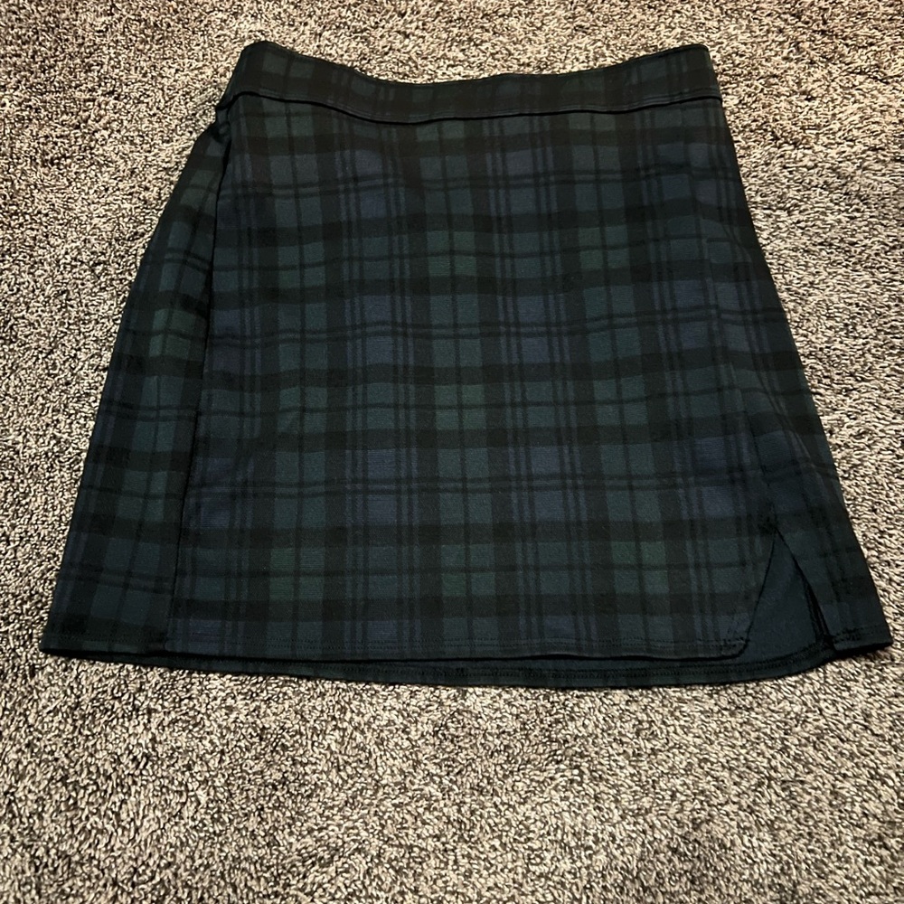 NWT Abercrombie Kids Green Plaid Skirt 13/14.